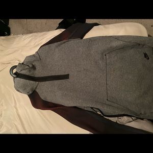 Nike Tech Fleece half zip